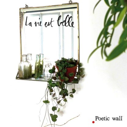 La vie est belle, Poetic wall®-1