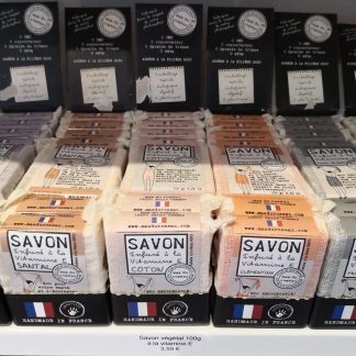 Savon végétal parfumé, Pêche de vigne, 100g, mas du roseau®-1