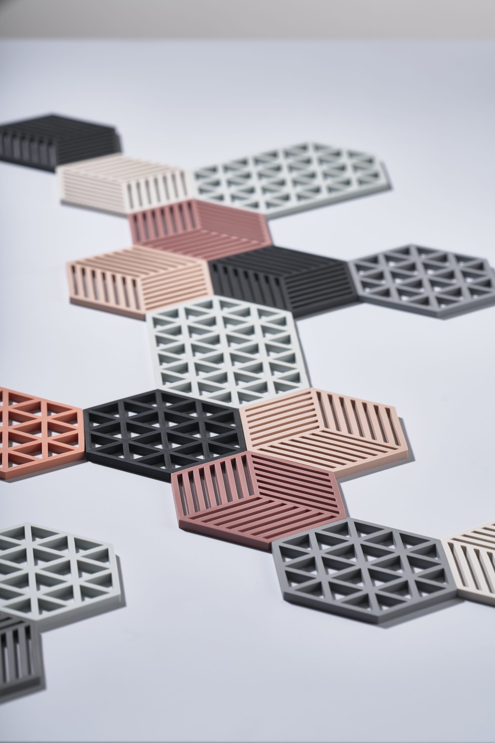 Sous plat Triangles, noir, ZONE®-3 Sous plat Triangles, noir, ZONE®-3